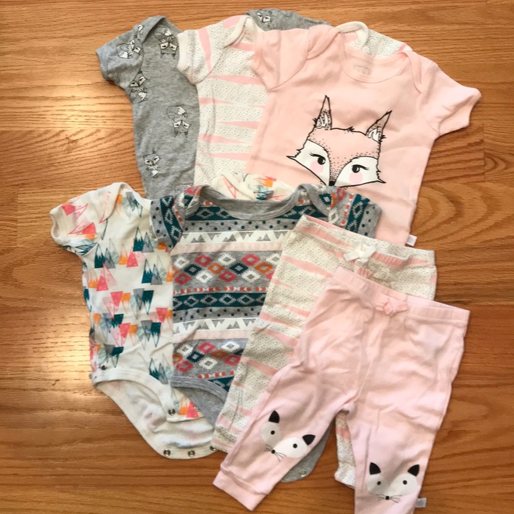 ROSIE POPE 6-9M LOT
